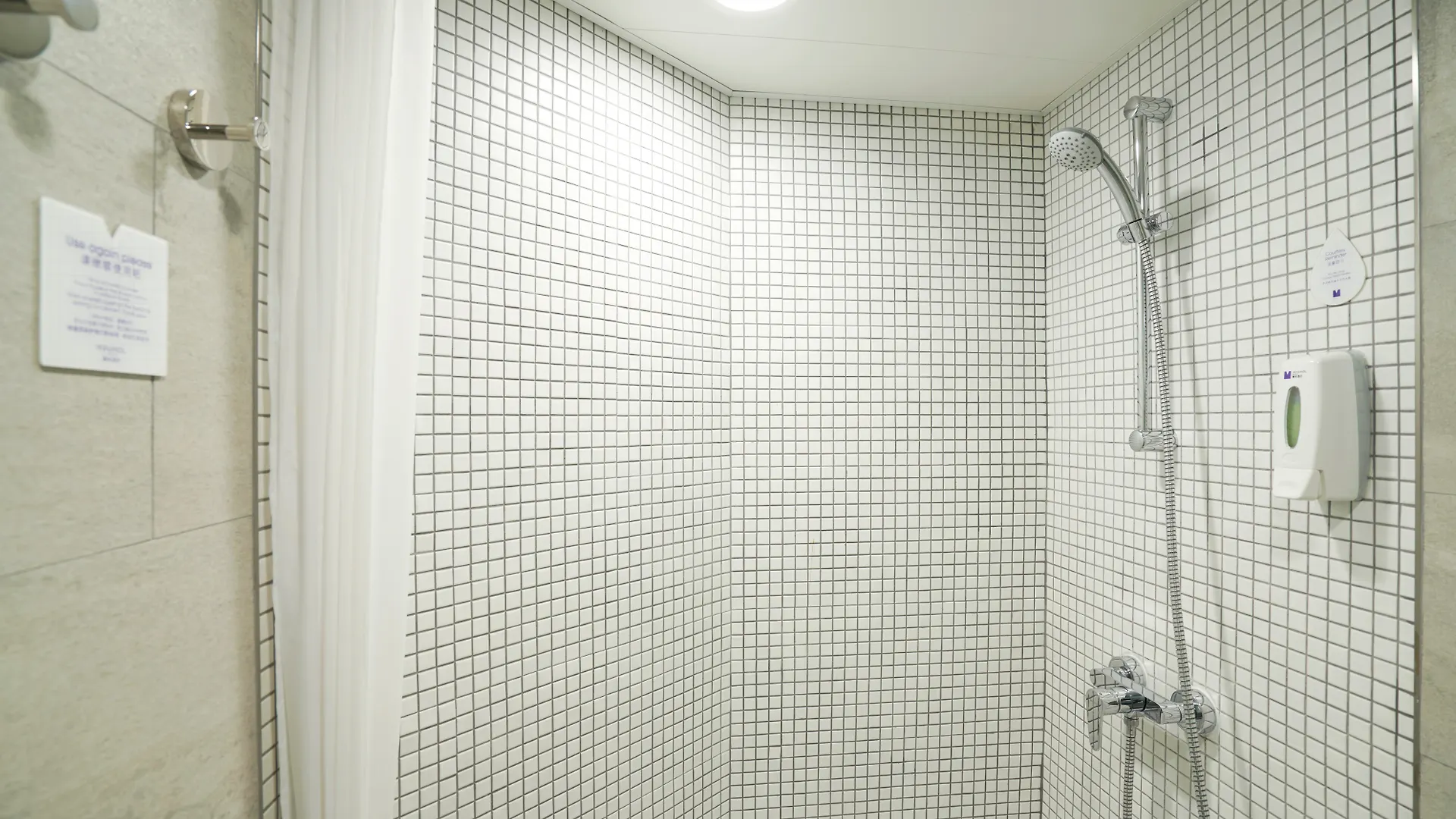 ***  Minimal Hotel Culture Kowloon  Cina